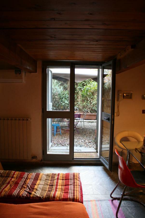 Central Apartment With Garden ミラノ エクステリア 写真